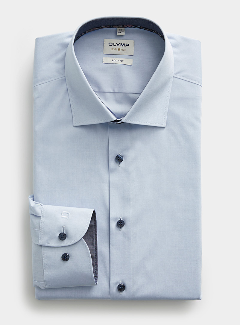Olymp: La chemise colorée revers contraste Coupe moderne Bleu pâle - Bleu ciel pour homme