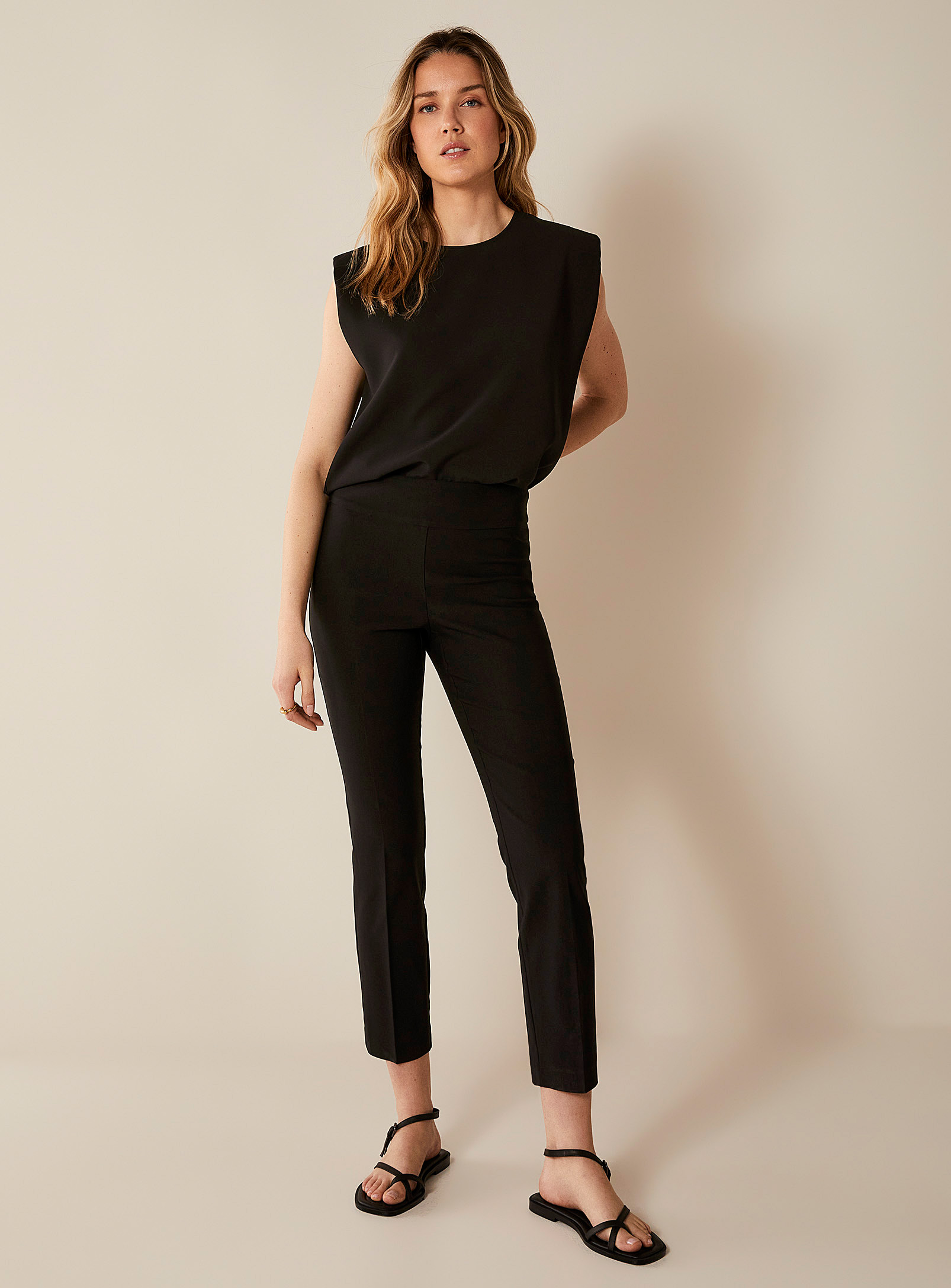 Up Stretch Slimming Fitted Pant In Black