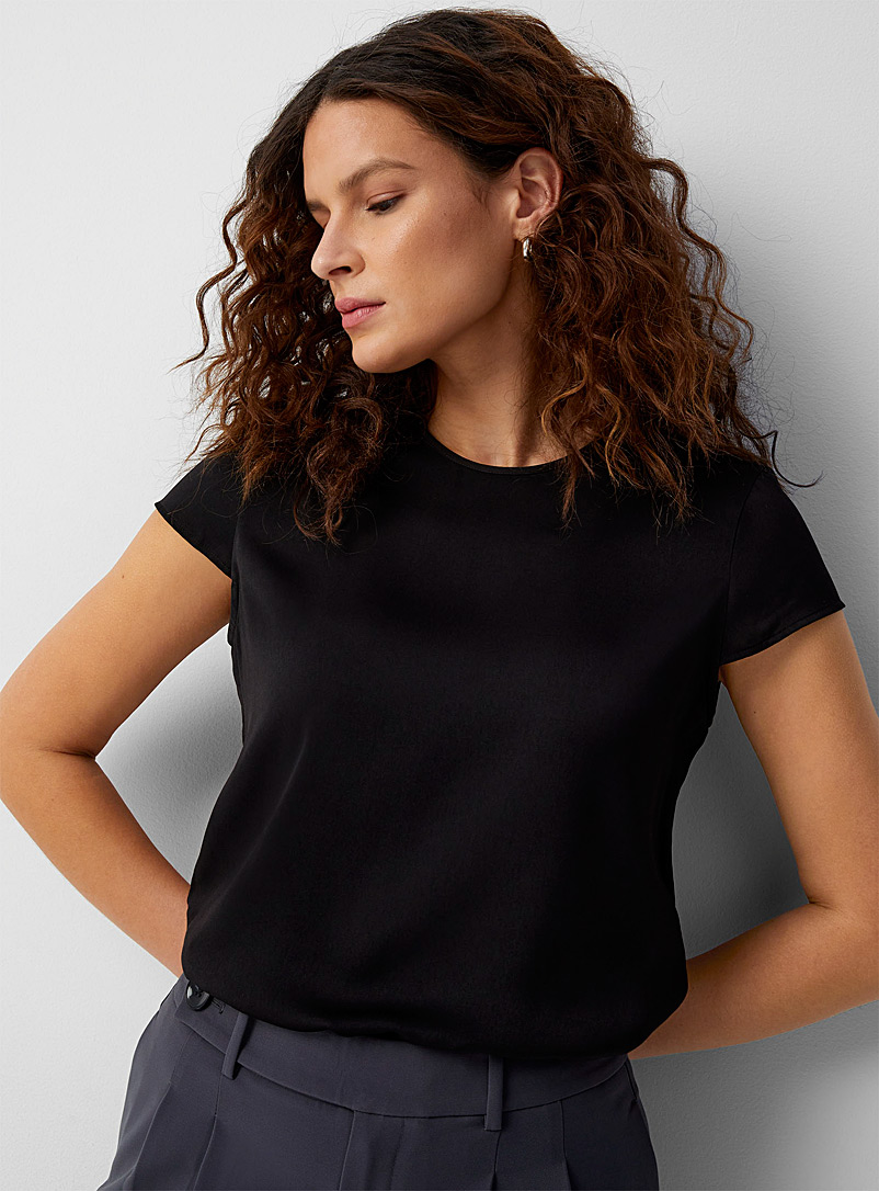 Contemporaine Black Satiny cap-sleeve blouse for women