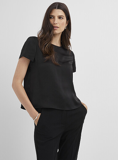 Contemporaine Black Satiny crew-neck T-shirt for women