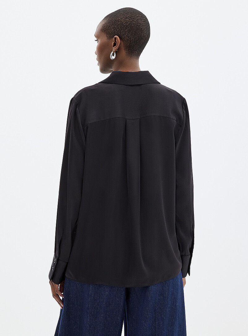 Contemporaine Black Loose fluid satin shirt for women