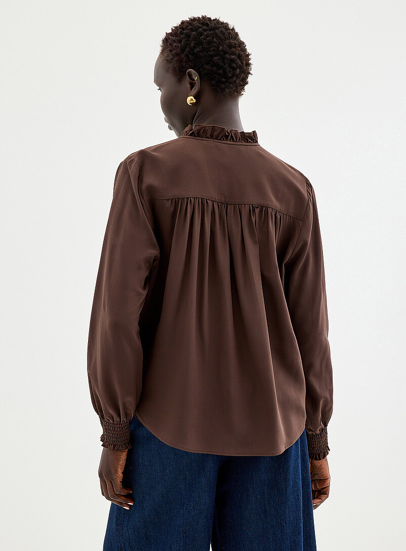 Contemporaine: La blouse &agrave; frisons pure soie Blanc cass&eacute; pour femme
