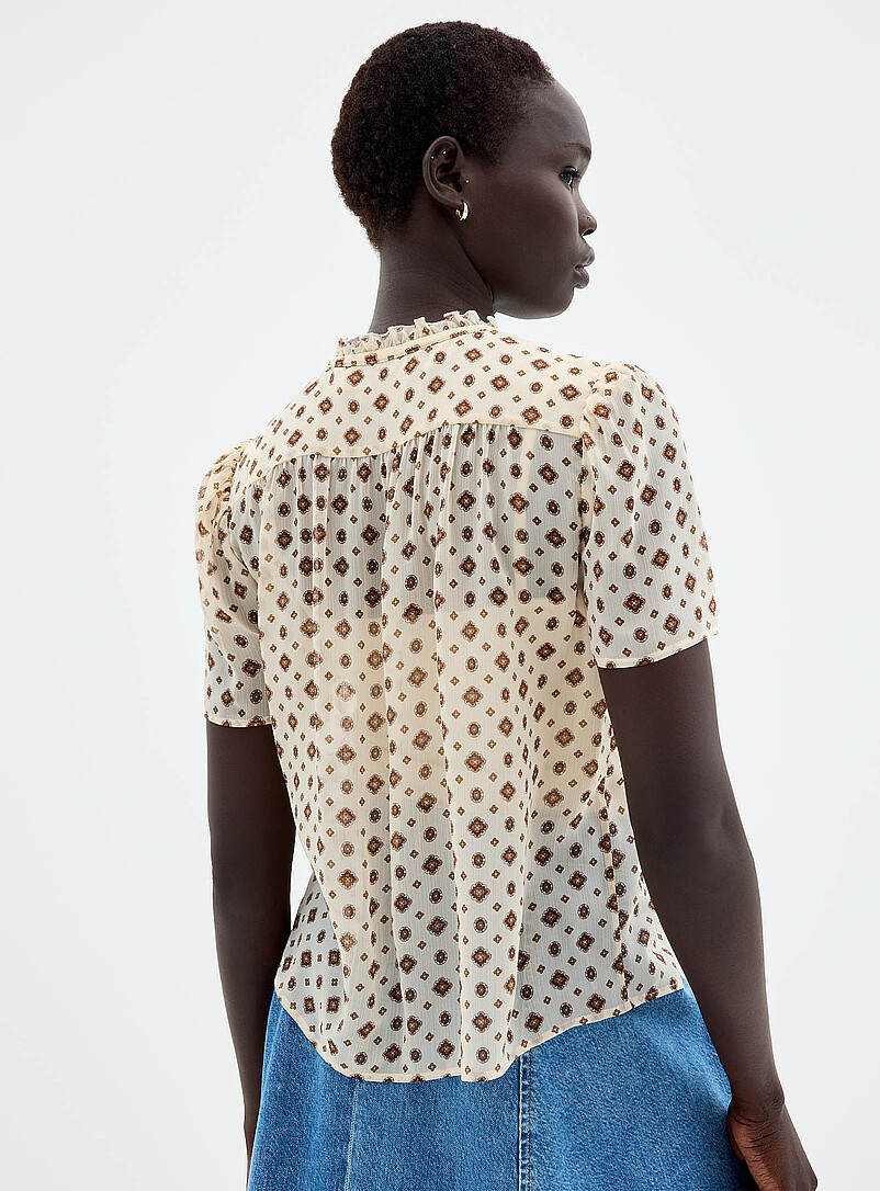 Contemporaine: La blouse chiffon imprim&eacute; col frison Ivoire - Beige cr&egrave;me pour femme