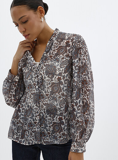 La blouse chiffon imprim&eacute; &agrave; col frison