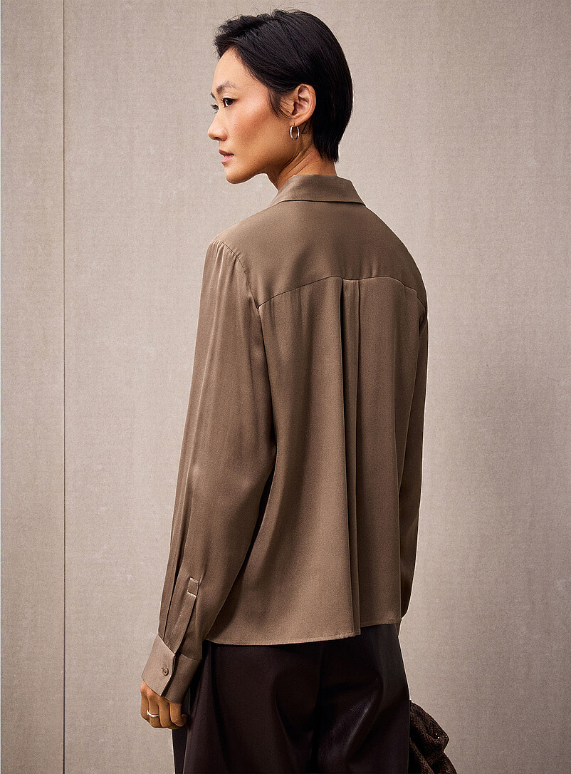 Contemporaine Off White Flap pockets stretch silk shirt for women