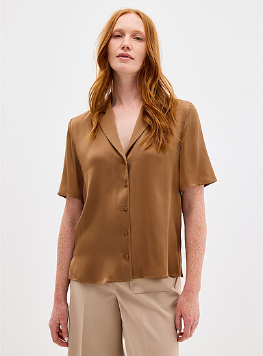 Stretch silk notch collar shirt