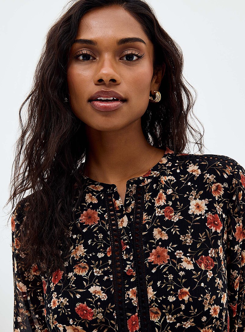 Crocheted trims floral chiffon dress product image 2