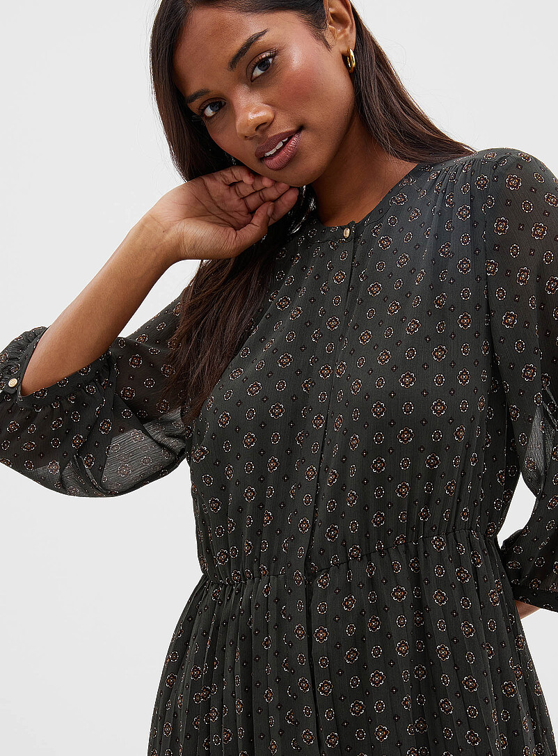Medallion mosaic pleated chiffon dress product image 2