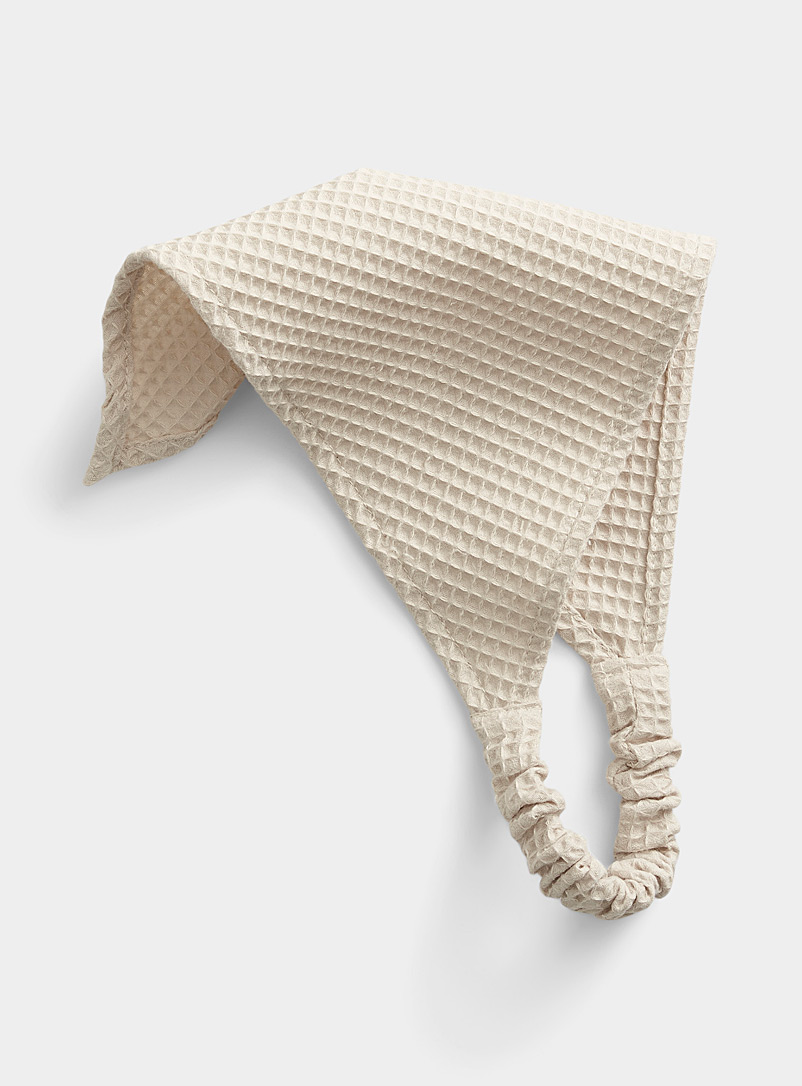 Gibou Cream Beige Waffle triangular scarf for women