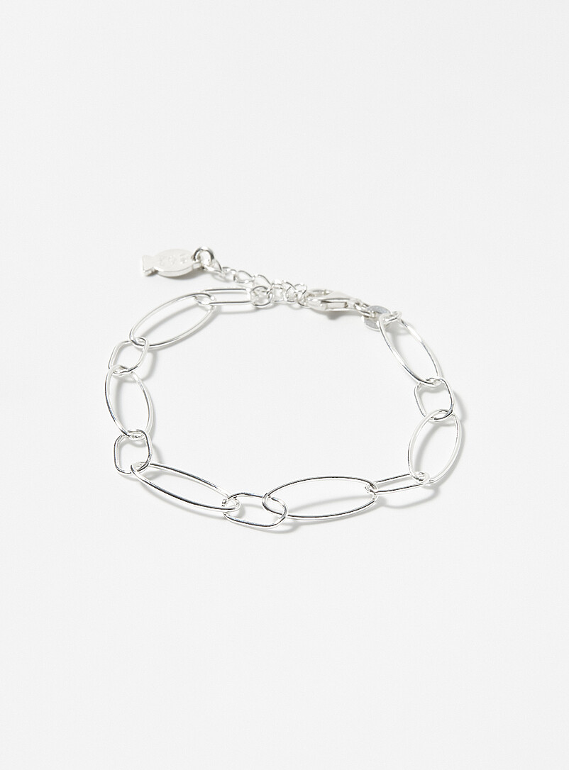 Fine oval-link bracelet product image (primary)