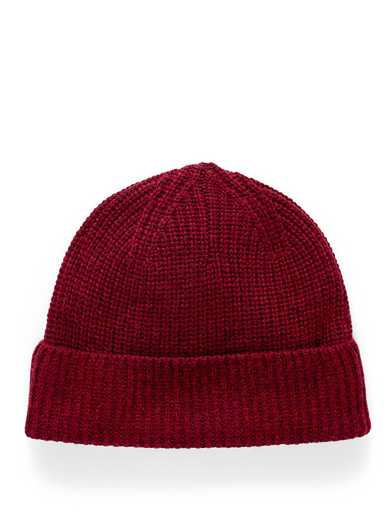Le 31 Ruby Red Ribbed pure cashmere tuque for men