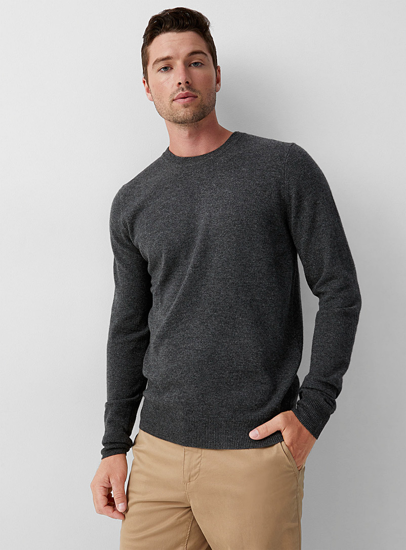 Le 31 Charcoal Recycled cashmere crew-neck sweater for men