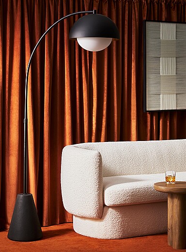 La lampe sur pied ajustable demi-sph&egrave;re