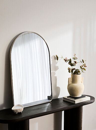 Le miroir arche cadre argent&eacute;