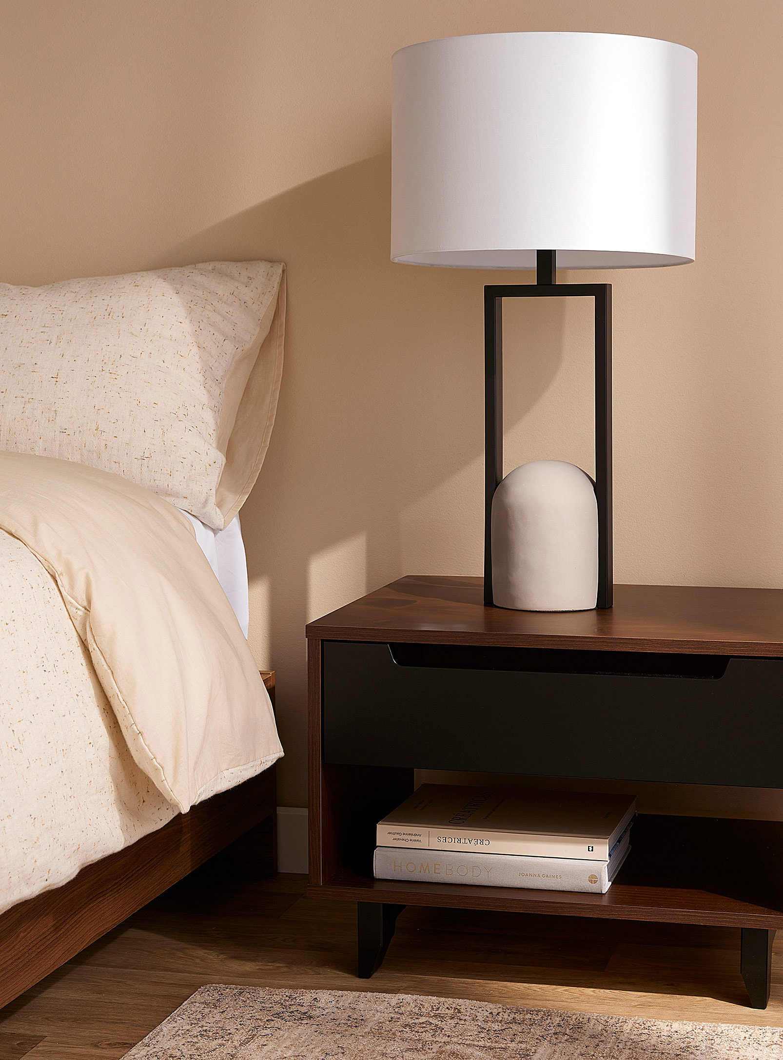 Simons Maison Structured Table Lamp In Black
