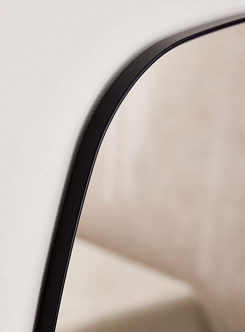 Rounded edges square mirror product image 2
