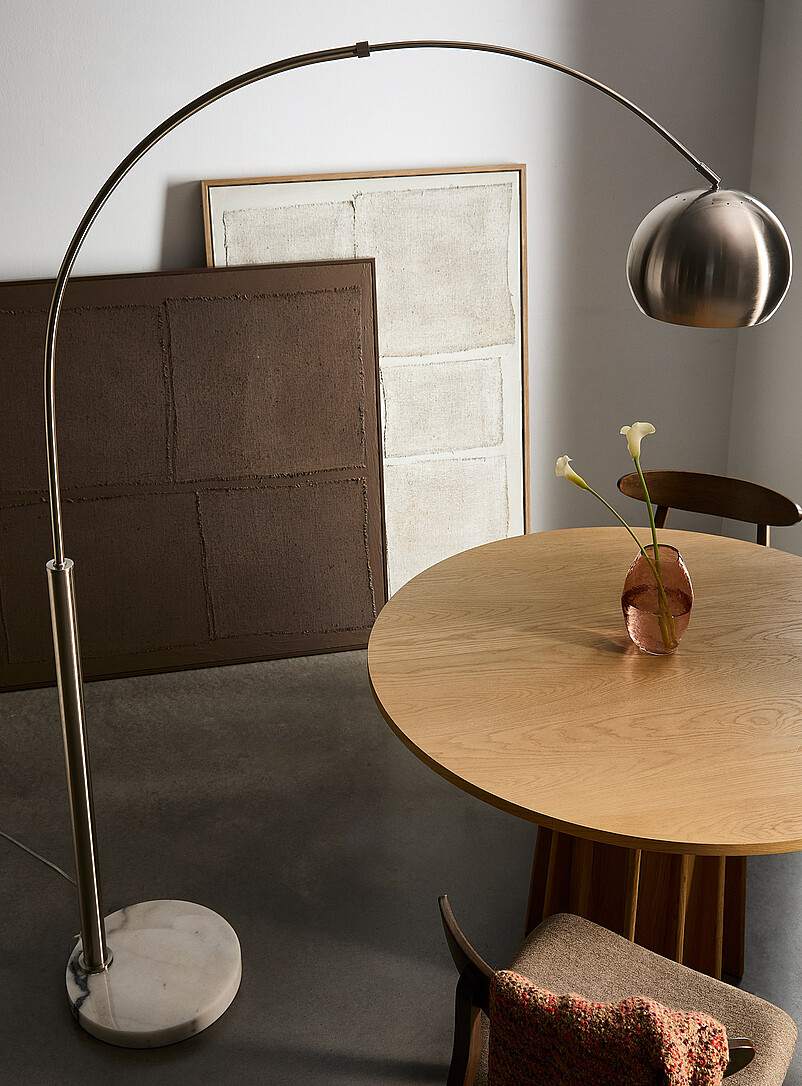 Silver curved floor lamp product image 2