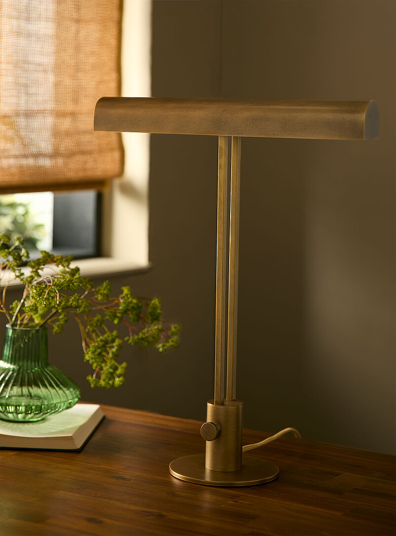 Minimalist tubular table lamp product image (primary)