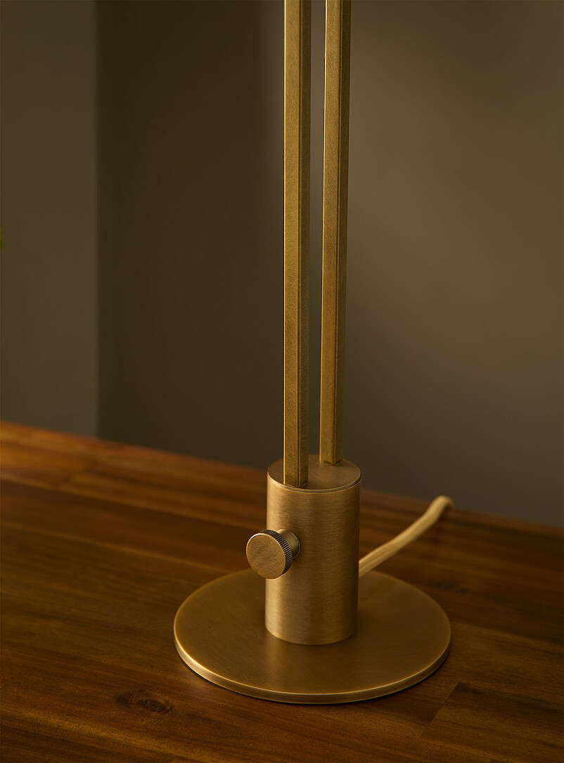 Minimalist tubular table lamp product image 3
