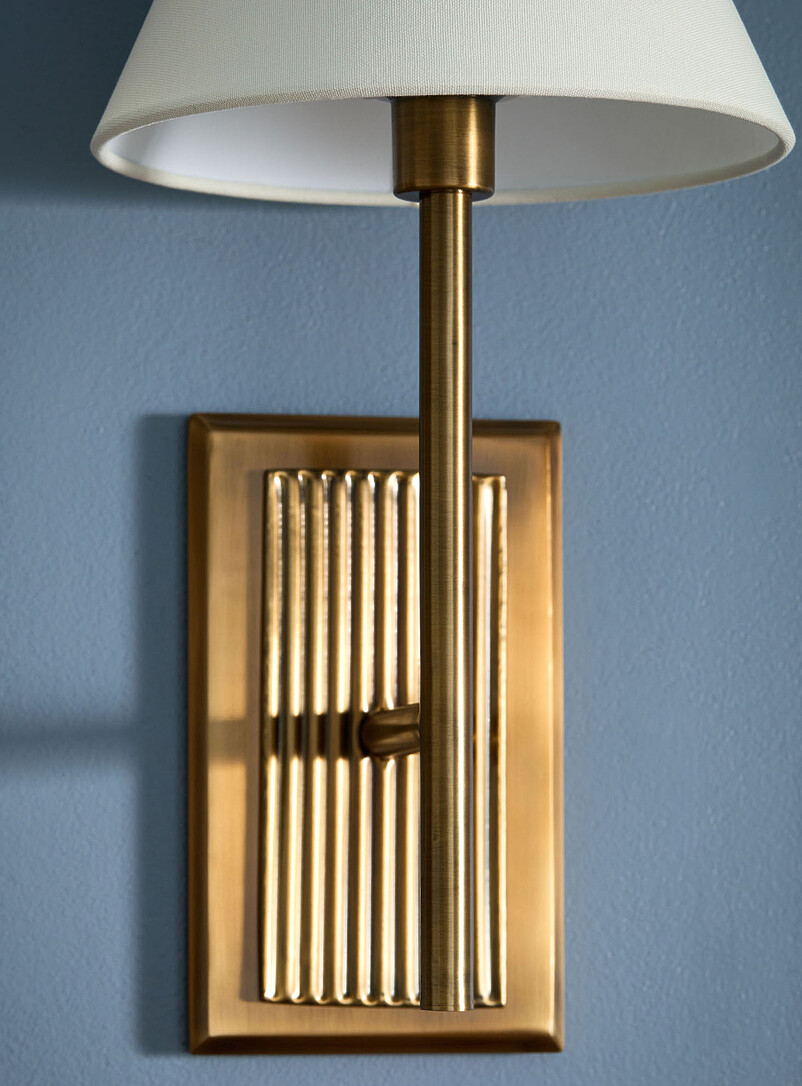 Antique brass finish fluted sconce product image 3