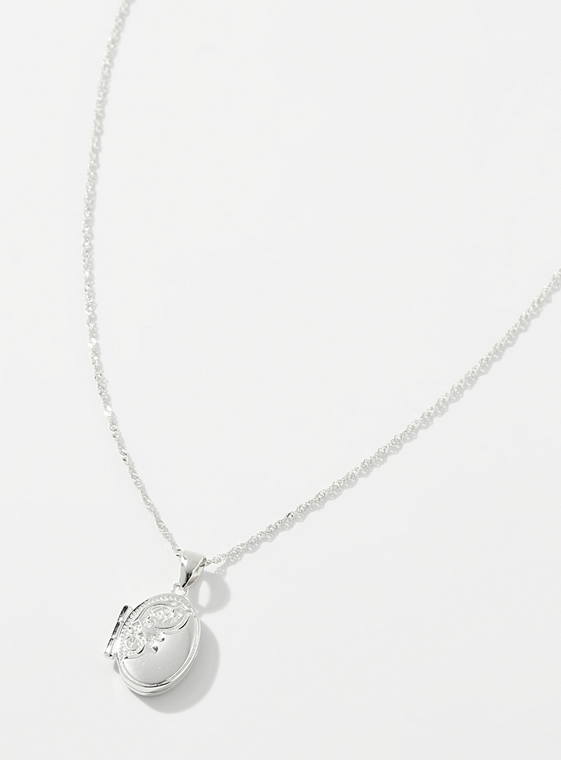 Simons Silver Sculpted medallion necklace for women