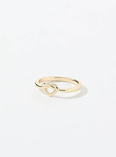 Heart knot ring
