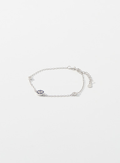 Le bracelet argent mauvais oeil