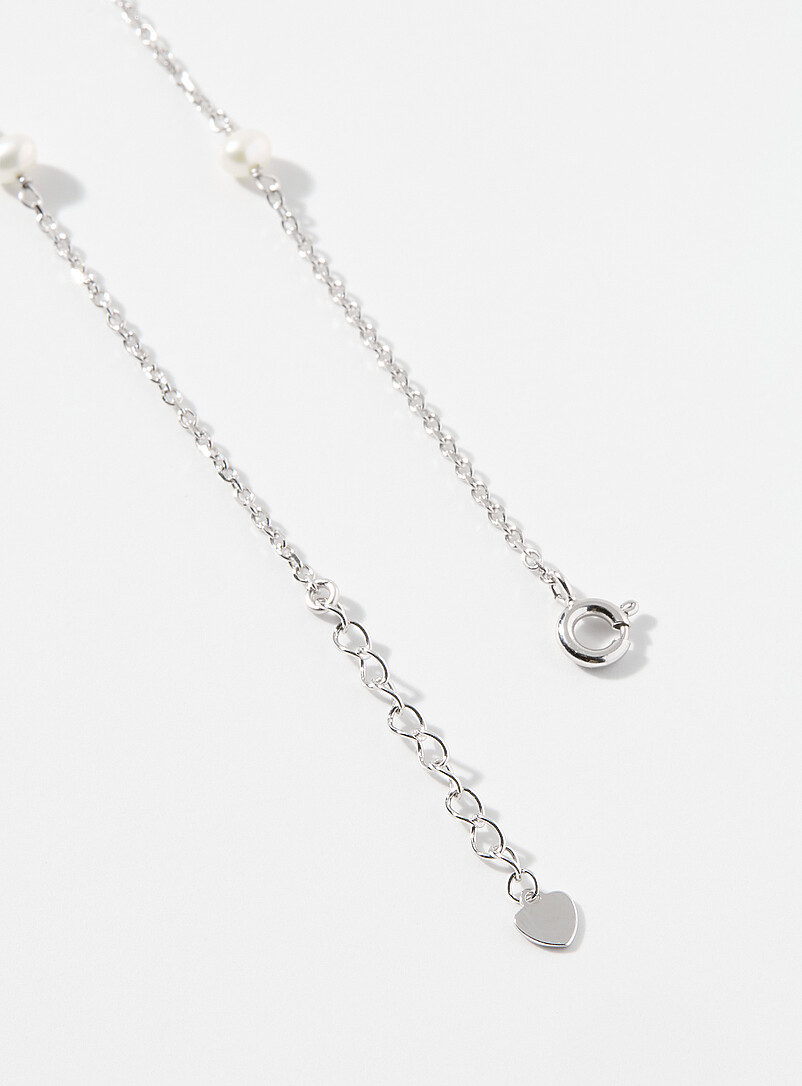 Pearly bead station necklace product image 2