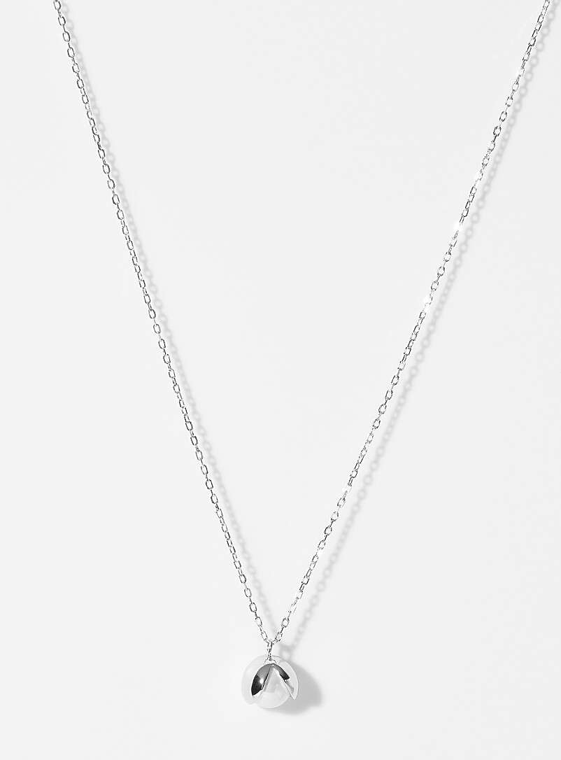 Pearl Cocoon Silver Chain