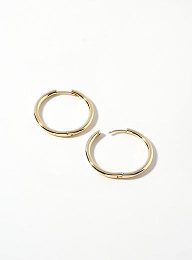 Small minimalist hoops