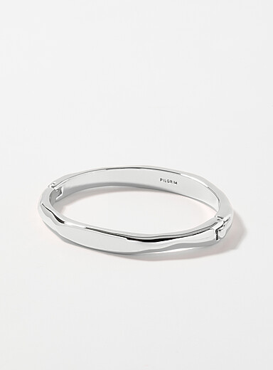 Presence wavy bangle bracelet