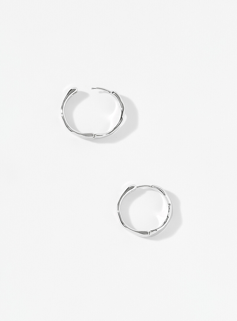 Wavy earrings product image (primary)