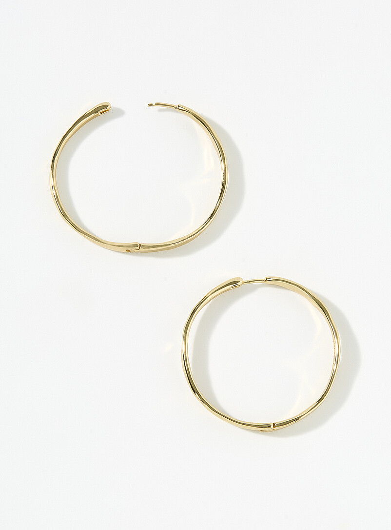 Large wavy hoops product image (primary)
