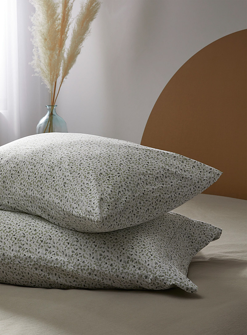 Simons Maison Green Petal-print 200-thread-count pillowcases Set of 2
