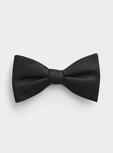 Shimmery black bow tie
