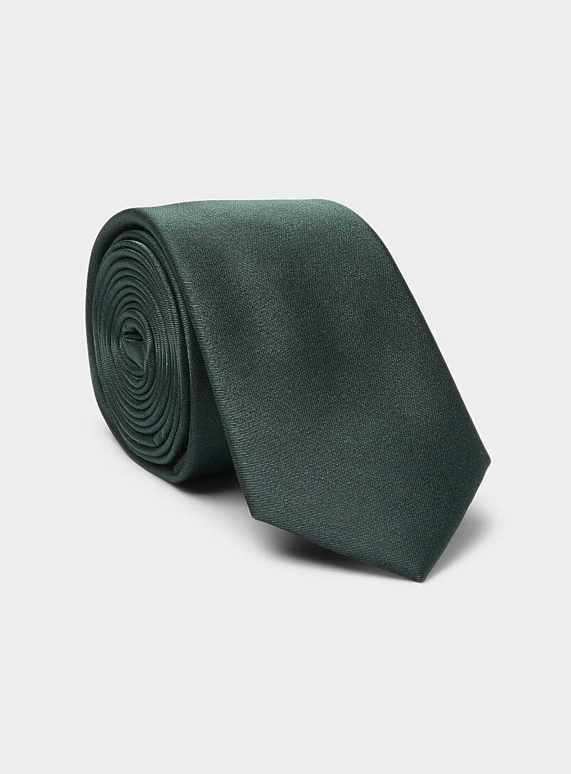 Solid Satiny Skinny Tie