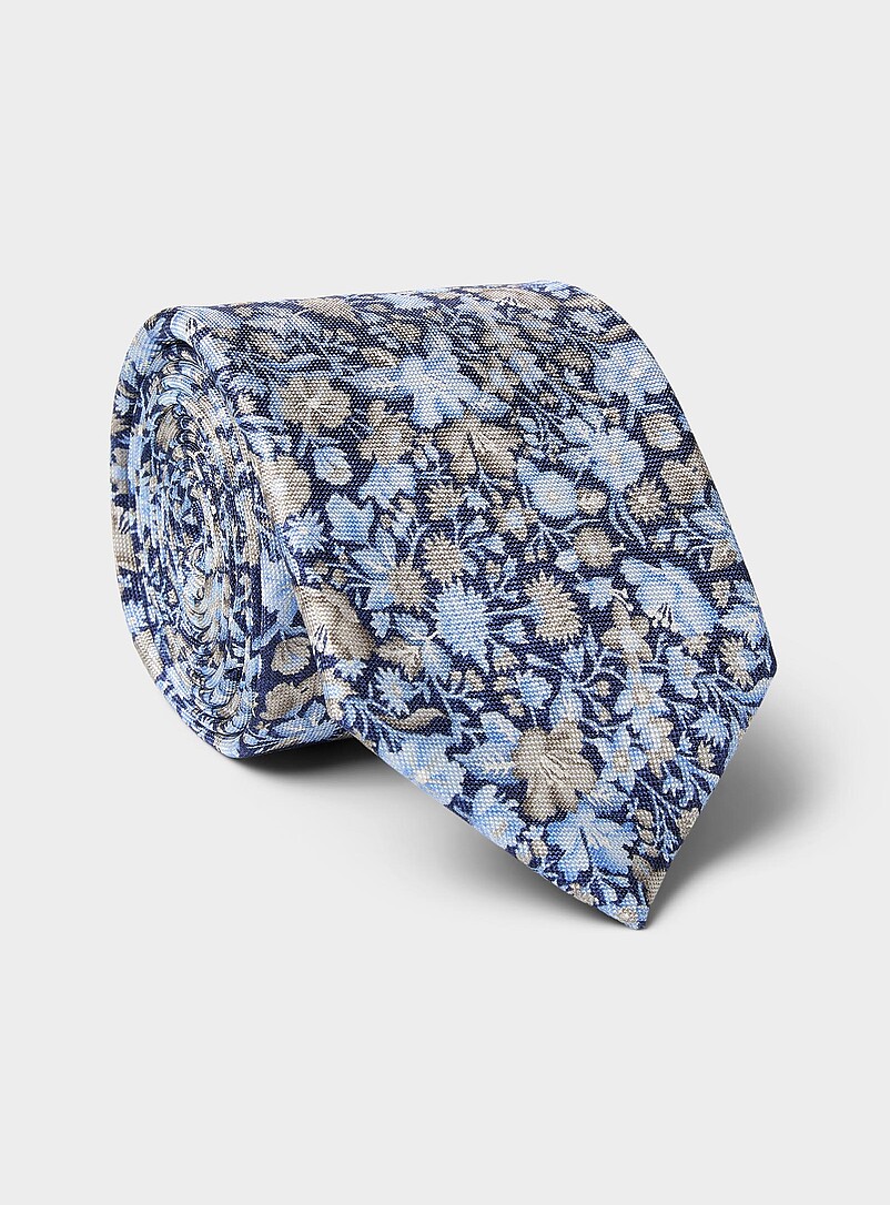 Cool floral 100% silk tie product image (primary)