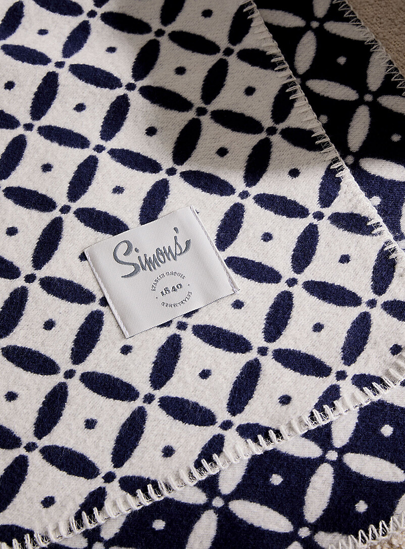 Simons Maison: Le jet&eacute; mosa&iuml;que g&eacute;o 130 x 170 cm Bleu et blanc