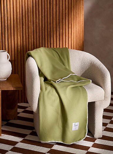 Simons Maison: Le jet&eacute; polaire bordure en contraste 130 x 180 cm Blanc cass&eacute;