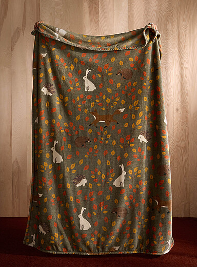 Forest fauna soft plush throw 130 x 180&nbsp;cm