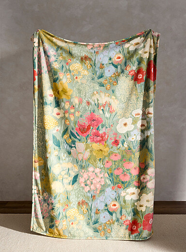 Flower field soft plush throw 130 x 180&nbsp;cm