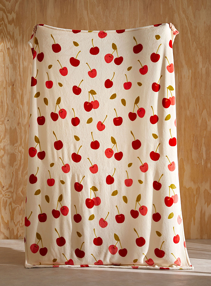 Simons Maison Patterned Red Cherries throw 130 x 180 cm