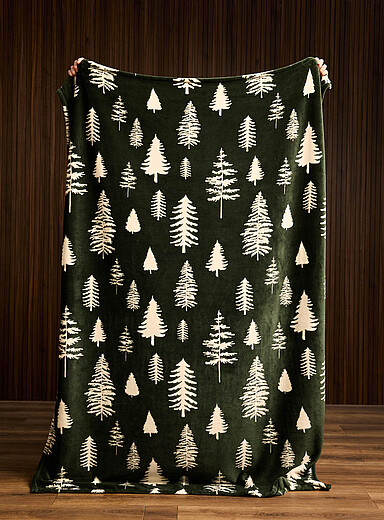 Le jet&eacute; douce peluche sapins vert et blanc 130 x 180 cm <b>Collection de No&euml;l</b>