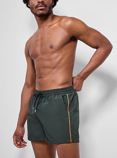 Le maillot short rayures lat&eacute;rales