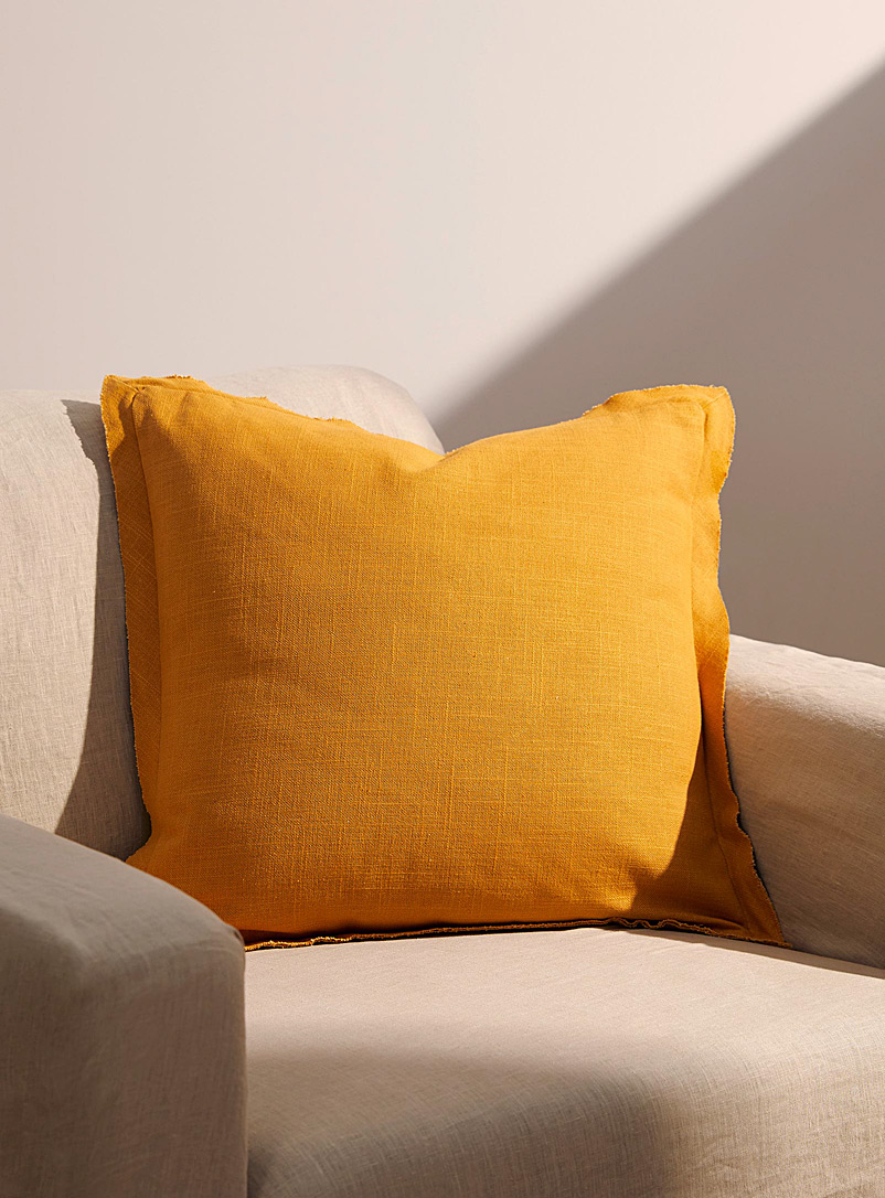 Simons Maison Golden Yellow Fringed linen-like cushion 45 x 45 cm