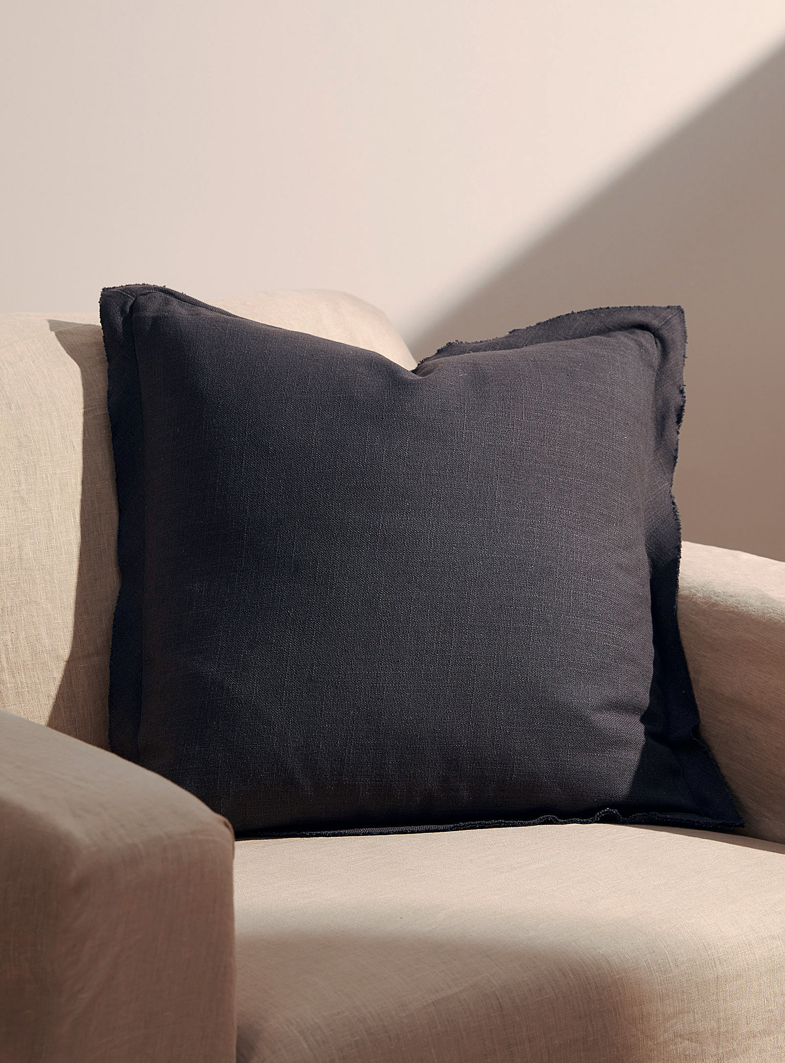 Simons Maison Plain Linen-like Cushion 45 X 45 Cm In Dark Blue