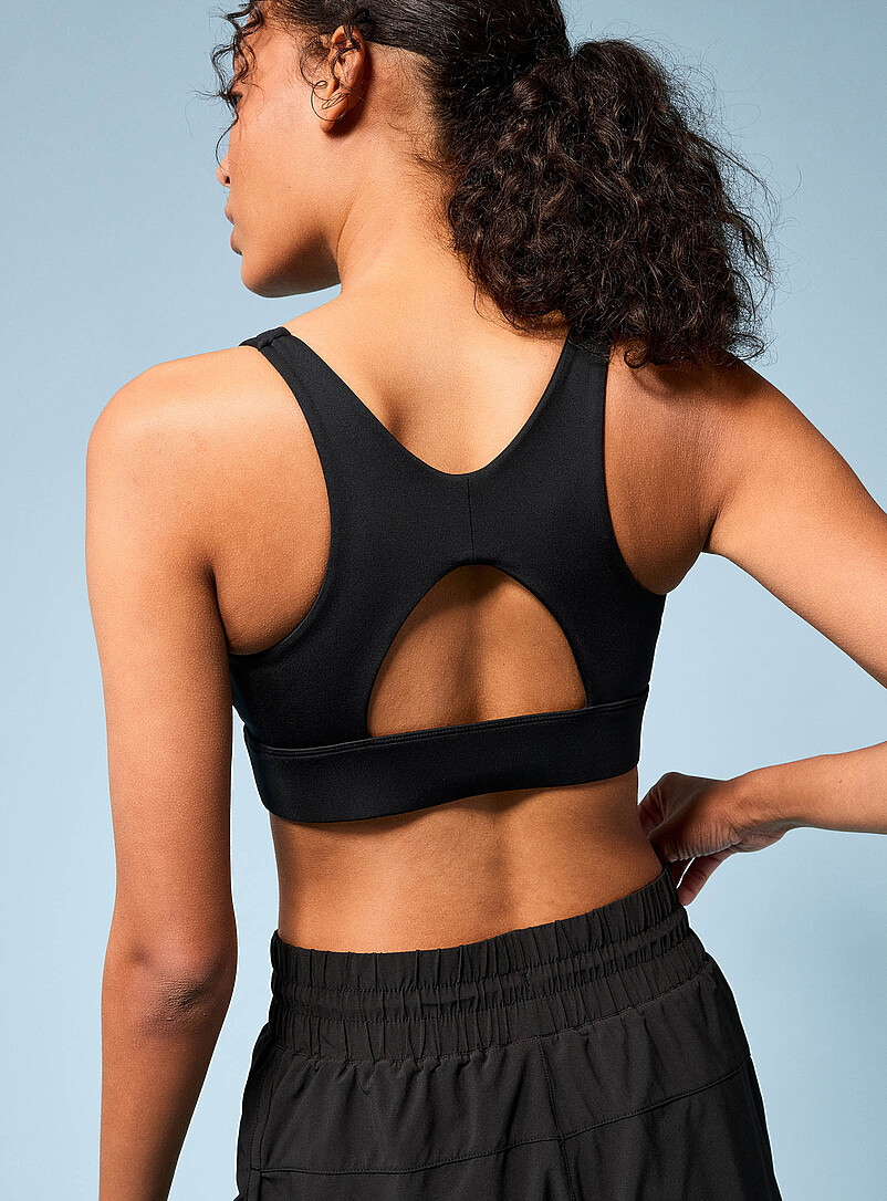 I.FIV5 Black Racerback sports bra Medium to high-impact support for women