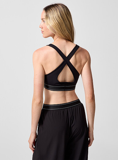 Retro crossed-back triangle sports bra