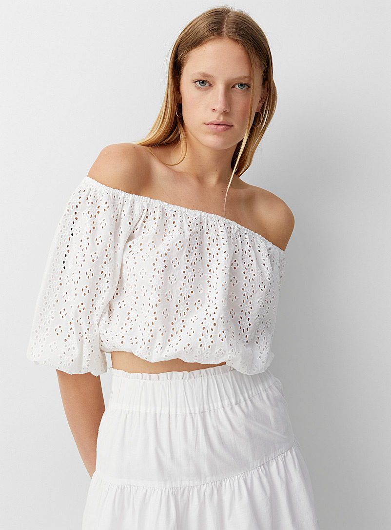 Icône White Broderie anglaise cropped blouse for women