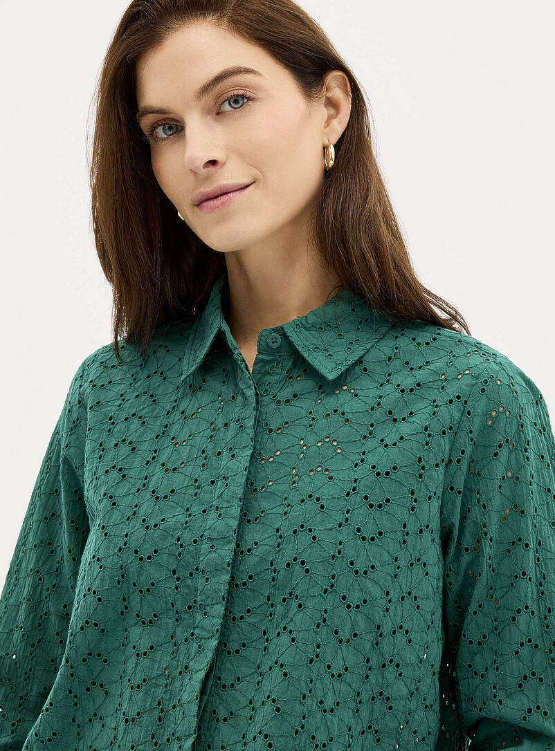 Contemporaine Orange Broderie anglaise shirt for women